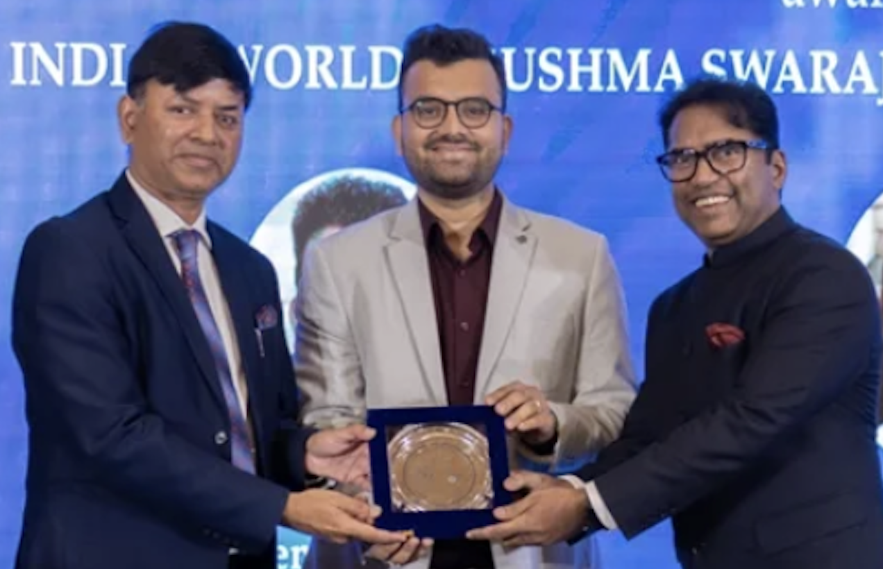 Lokendra Sharma receiving the India's Next Generation Strategic Thinker award